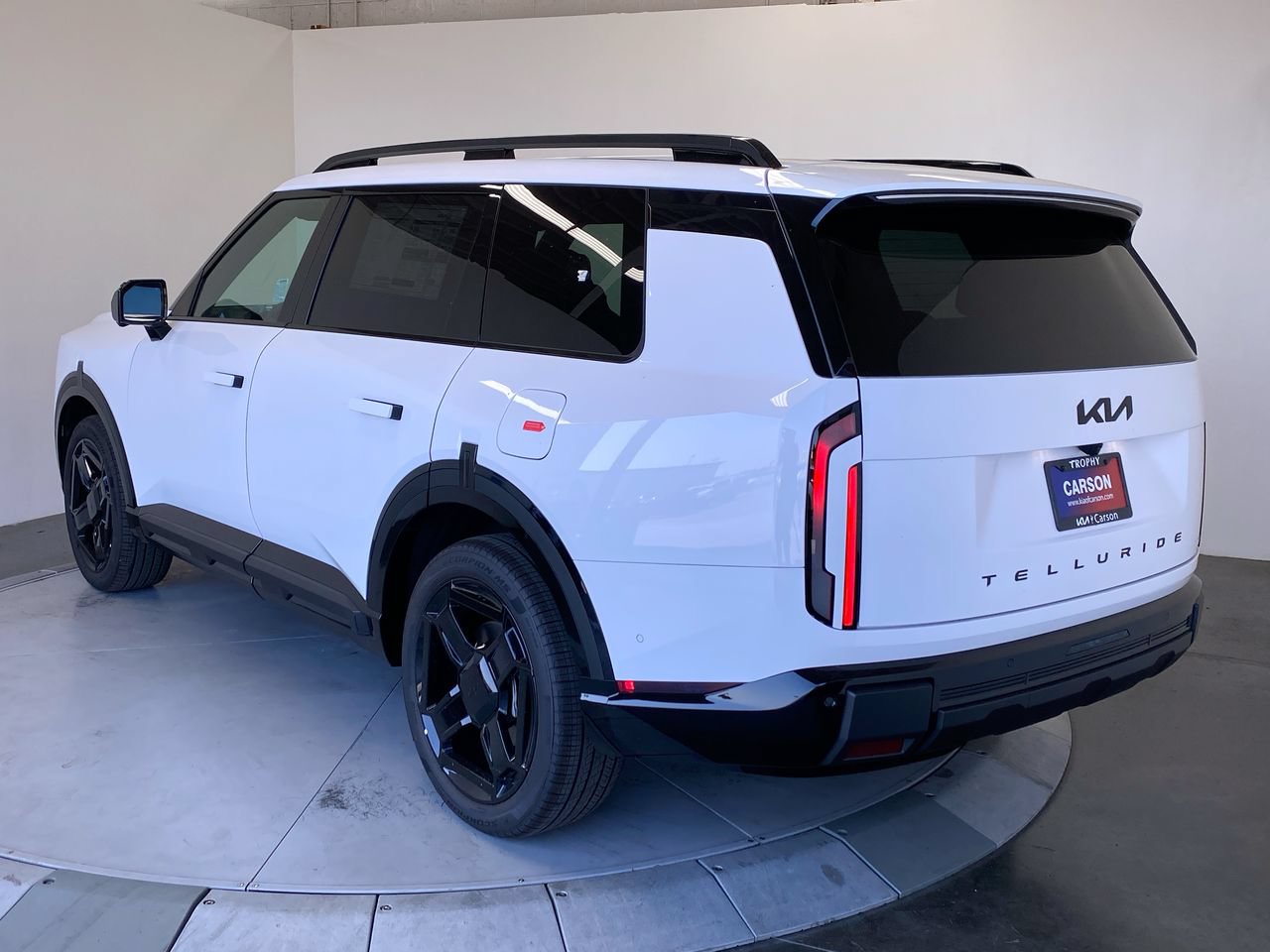 New 2027 Kia Telluride SX X-Line w/ Towing Package AWD/4WD image 3