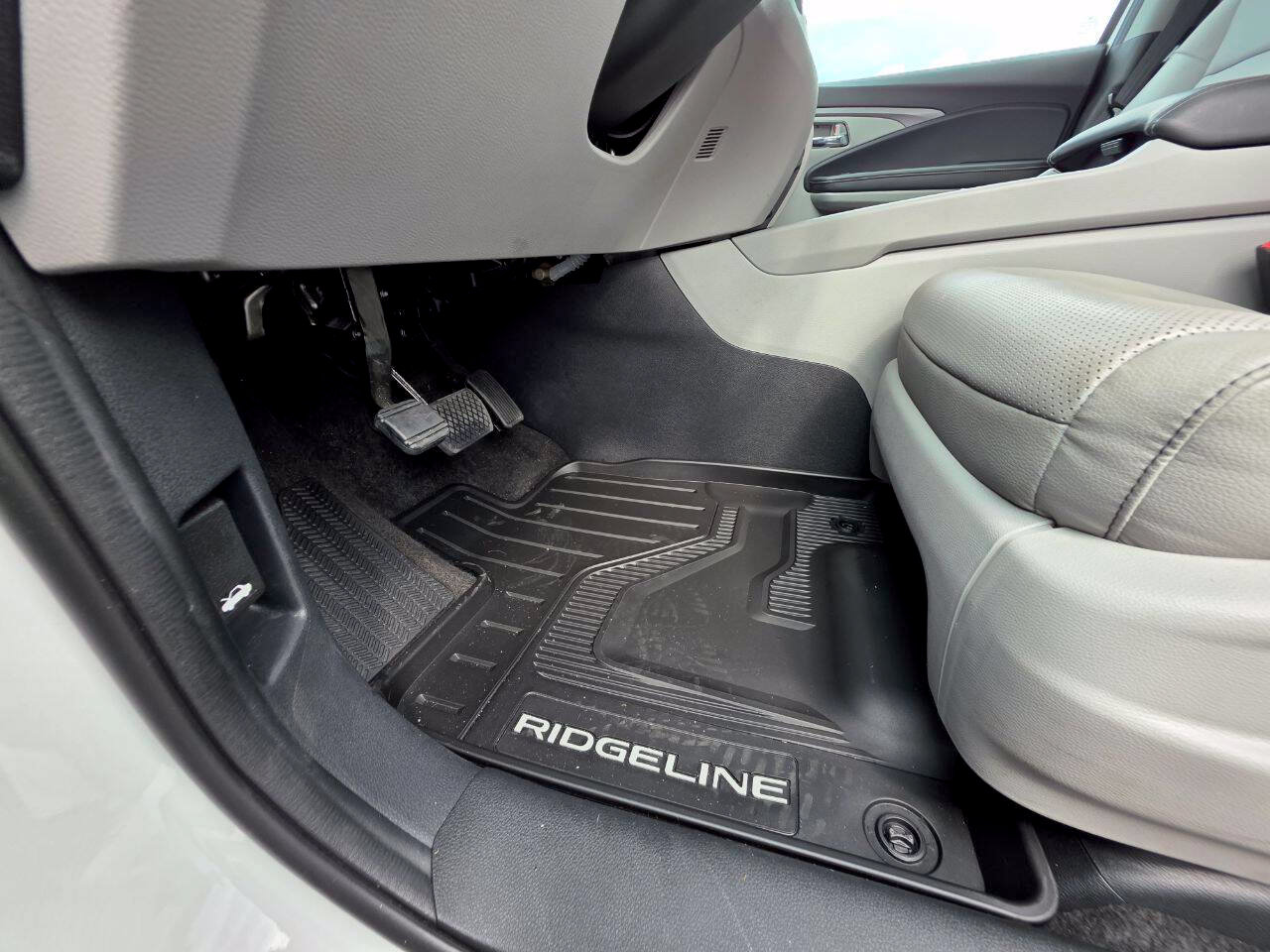 Used 2025 Honda Ridgeline RTL image 13