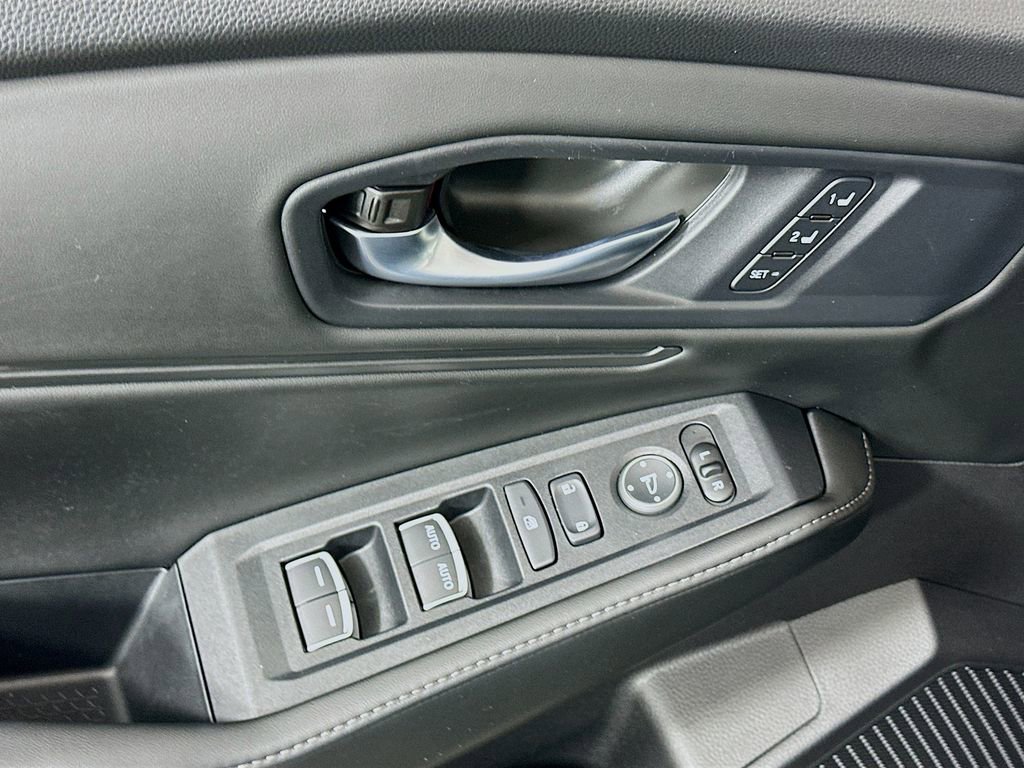 Used 2024 Honda Accord Sport image 17