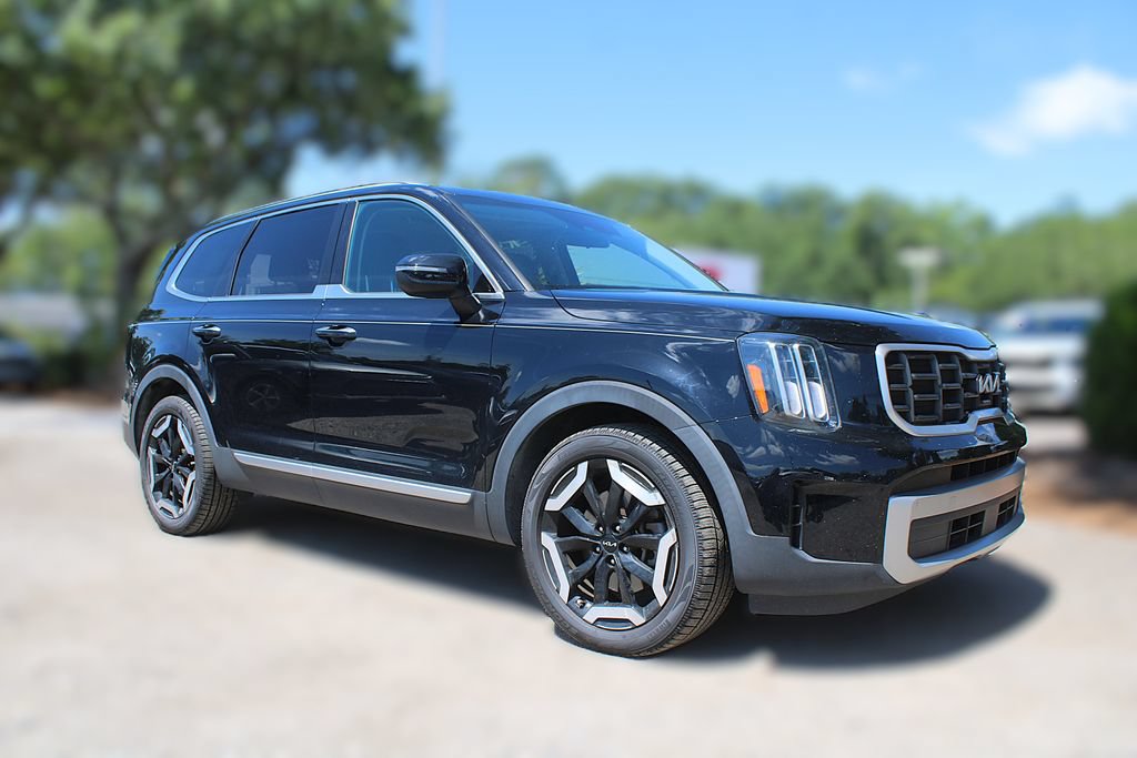 Used 2023 Kia Telluride S w/ S Sunroof Package AWD/4WD image 3