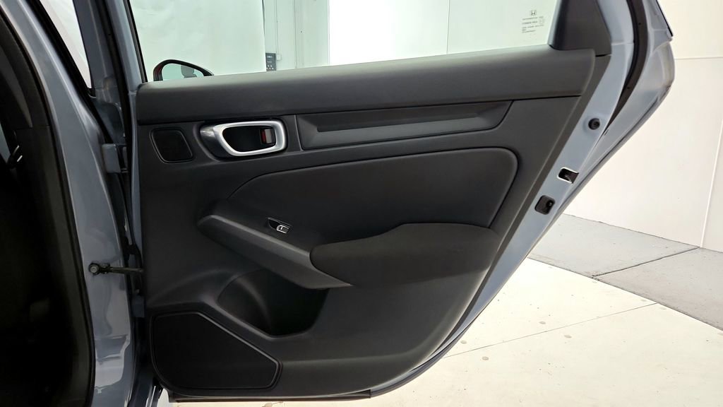 Used 2023 Honda Civic Sport image 19