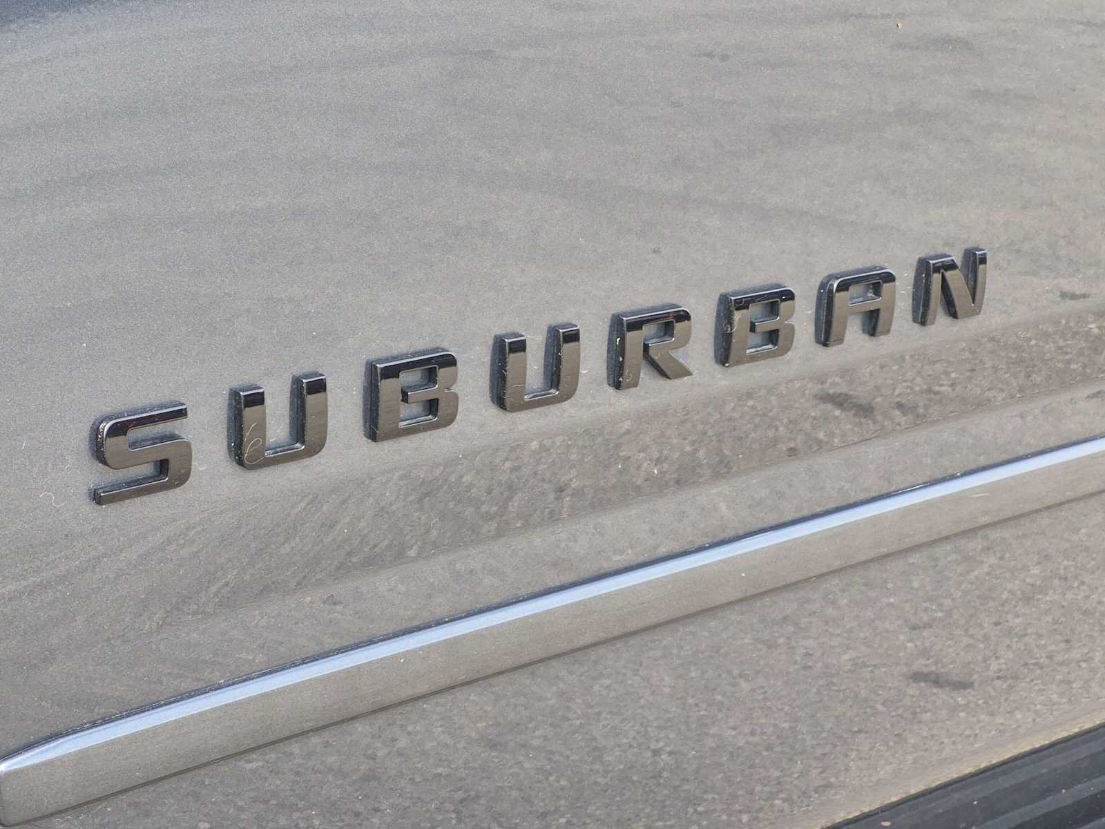 Used 2020 Chevrolet Suburban Premier AWD/4WD image 12