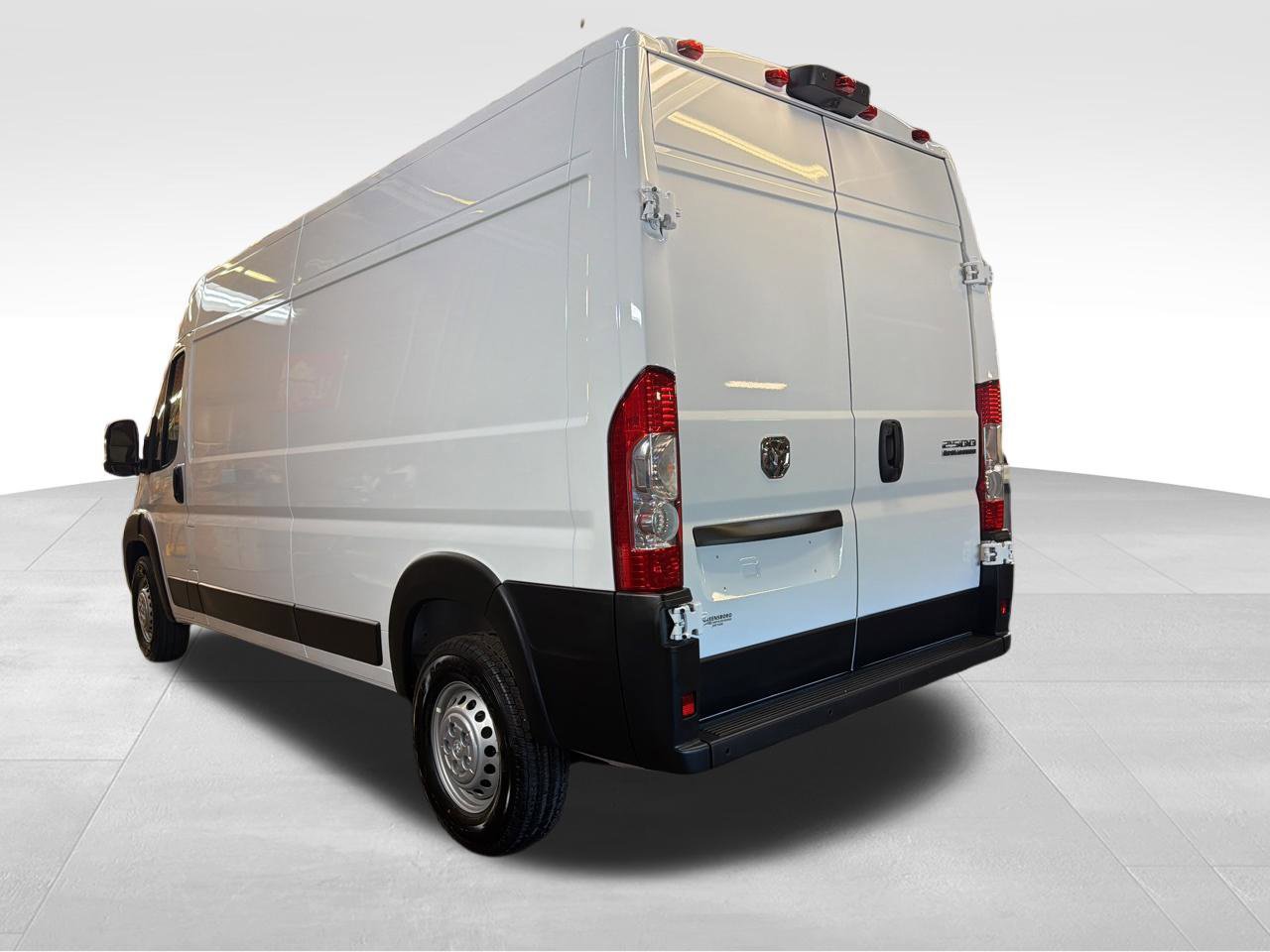 New 2026 RAM ProMaster 2500 w/ Premium Convenience Group FWD image 4