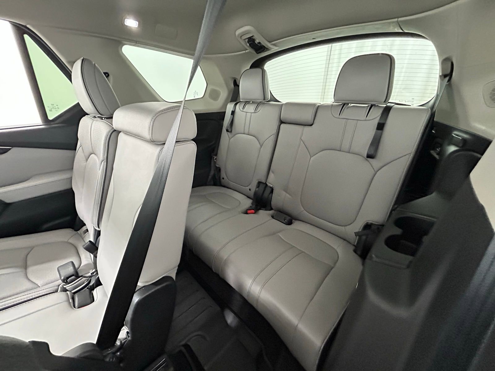 Used 2023 Honda Pilot Elite image 36