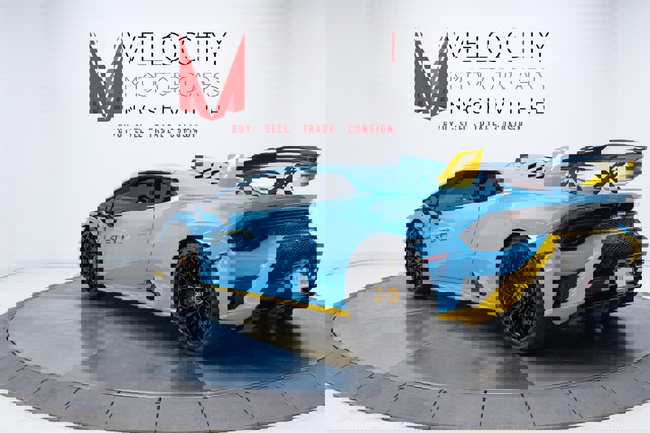 Used 2023 Lamborghini Huracan STO image 8