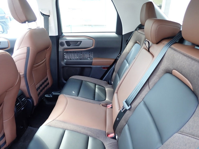 New 2025 Ford Bronco Sport Outer Banks w/ Outer Banks Tech Package+ image 11