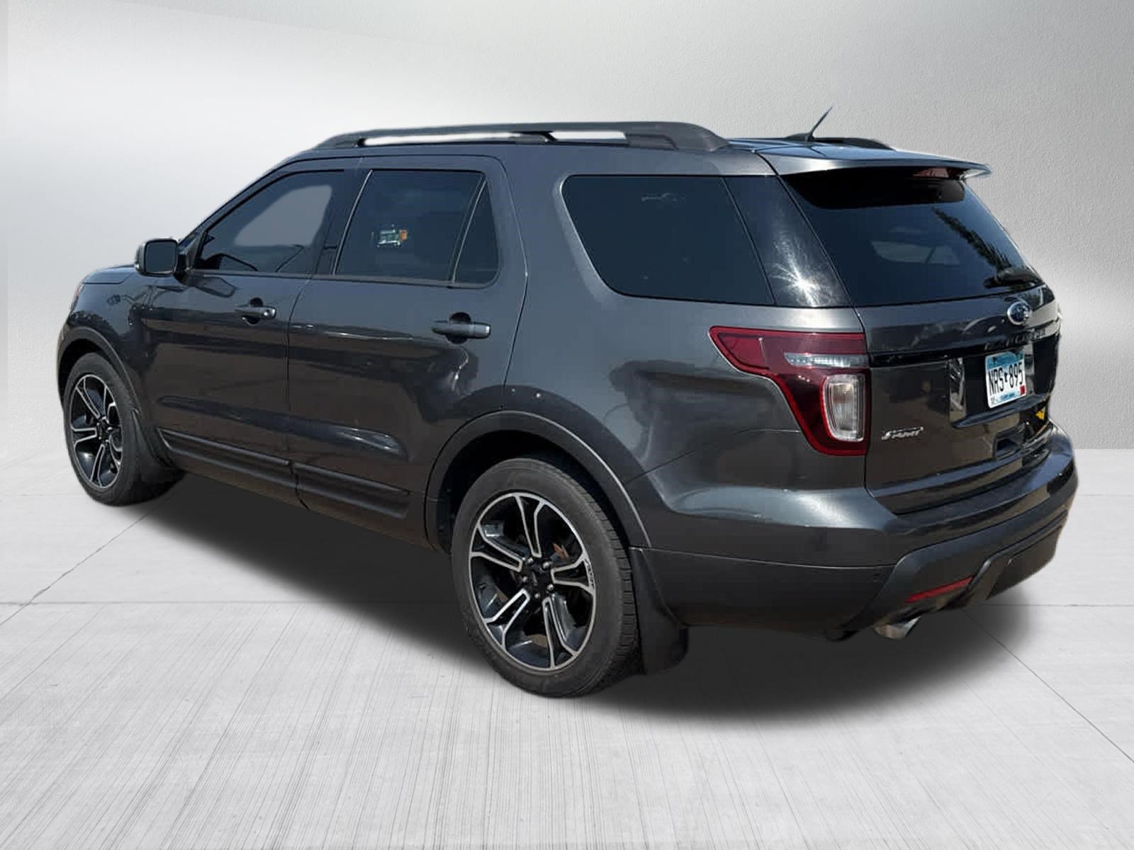Used 2015 Ford Explorer Sport w/ Equipment Group 401A AWD/4WD image 3