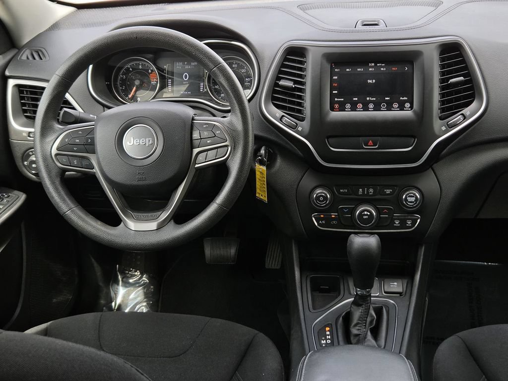 Used 2019 Jeep Cherokee Latitude w/ Popular Appearance Group FWD image 23