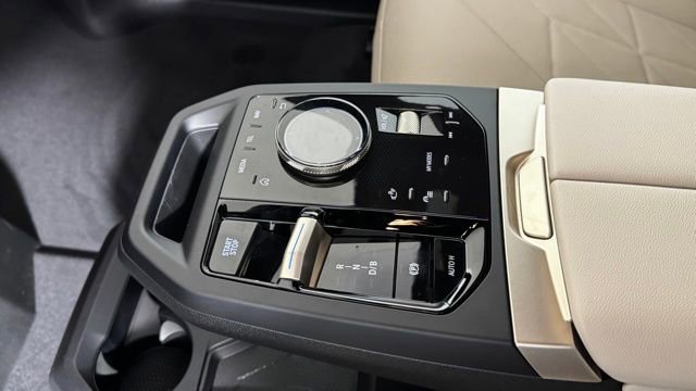 New 2026 BMW iX xDrive45 image 15
