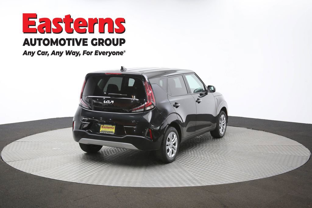 Used 2023 Kia Soul LX image 62