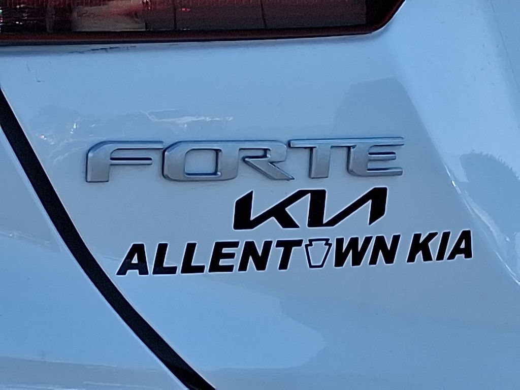 Certified 2023 Kia Forte GT FWD image 29