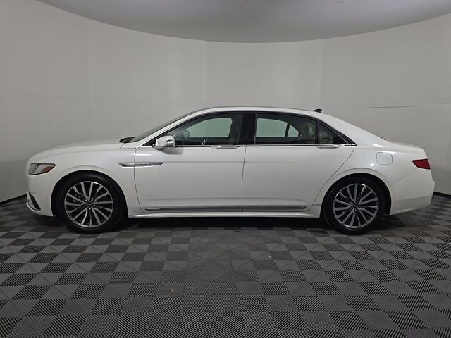 Used 2020 Lincoln Continental AWD w/ Premium Package image 2