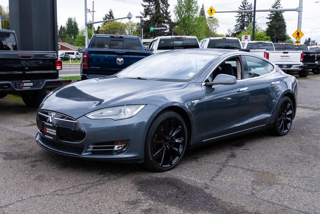 Used 2013 Tesla Model S Performance image 3