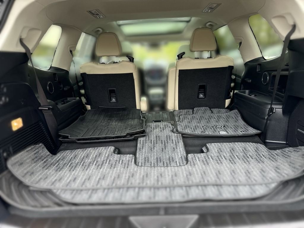 Used 2024 Subaru Ascent Limited w/ Technology Package image 20