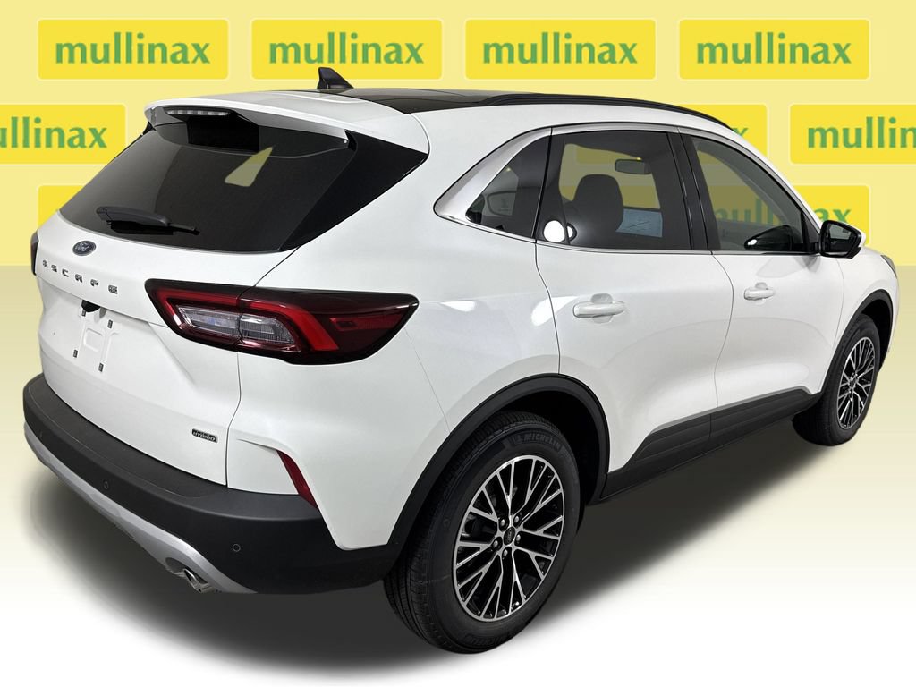 New 2025 Ford Escape SE w/ PHEV Premium Package FWD image 32