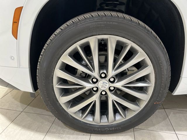 New 2026 Buick Enclave Avenir w/ Super Cruise Package FWD image 31