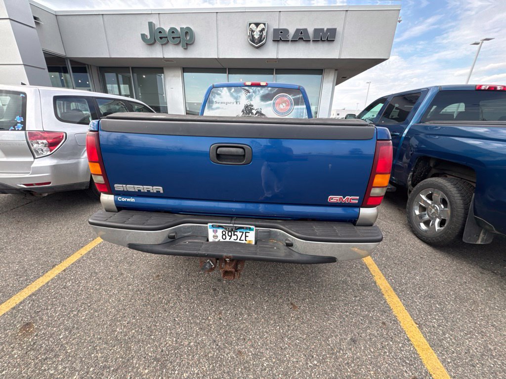 Used 2003 GMC Sierra 1500 SLT w/ SLT Preferred Equipment Group AWD/4WD image 6