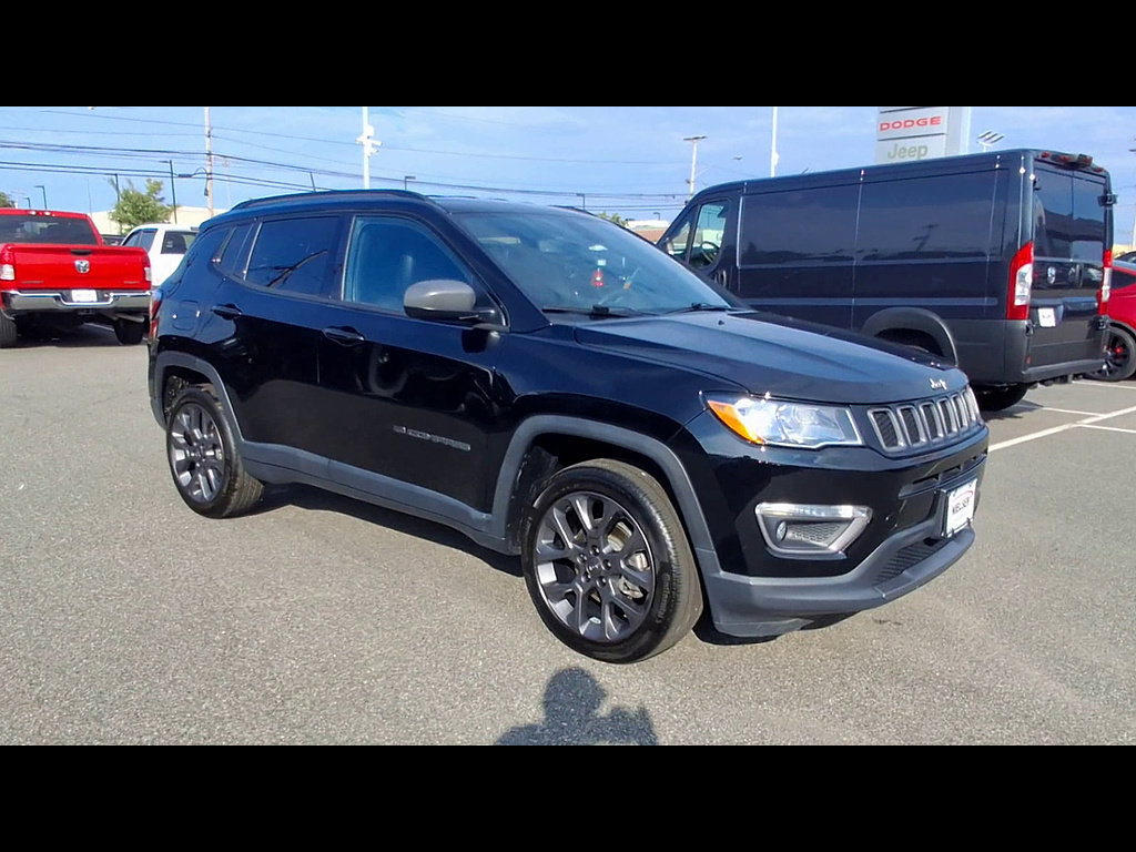 Used 2021 Jeep Compass Latitude AWD/4WD image 2
