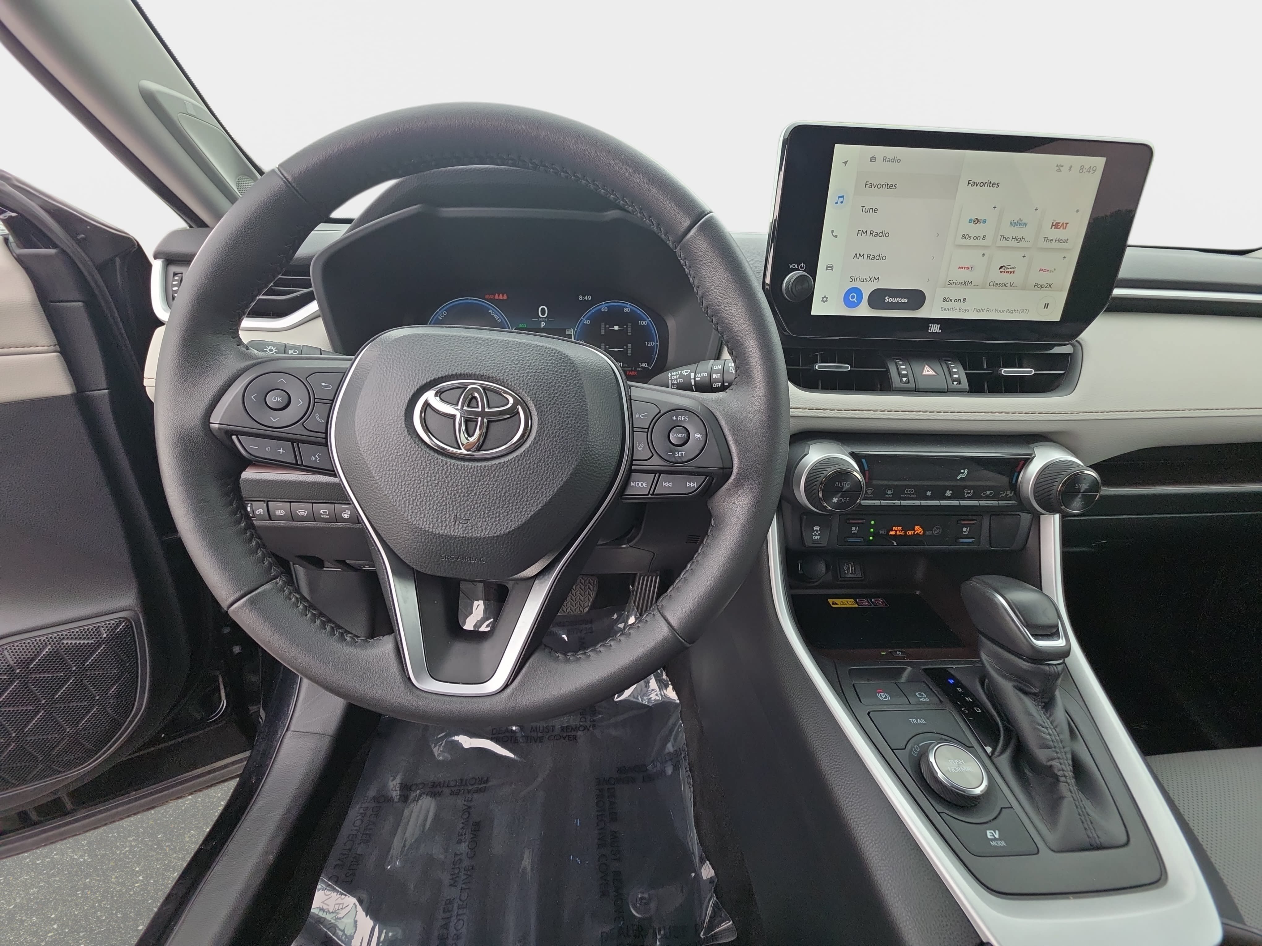 Used 2023 Toyota RAV4 Limited AWD/4WD image 16