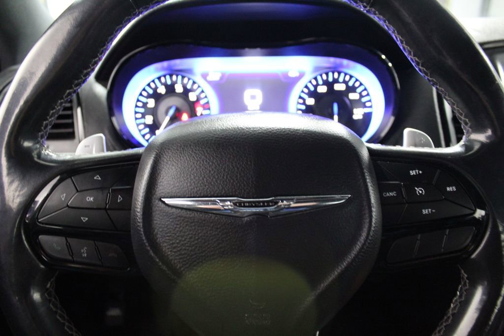 Used 2019 Chrysler 300 S image 10