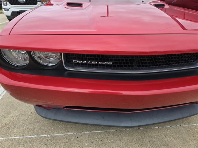 Used 2012 Dodge Challenger SXT Plus image 6