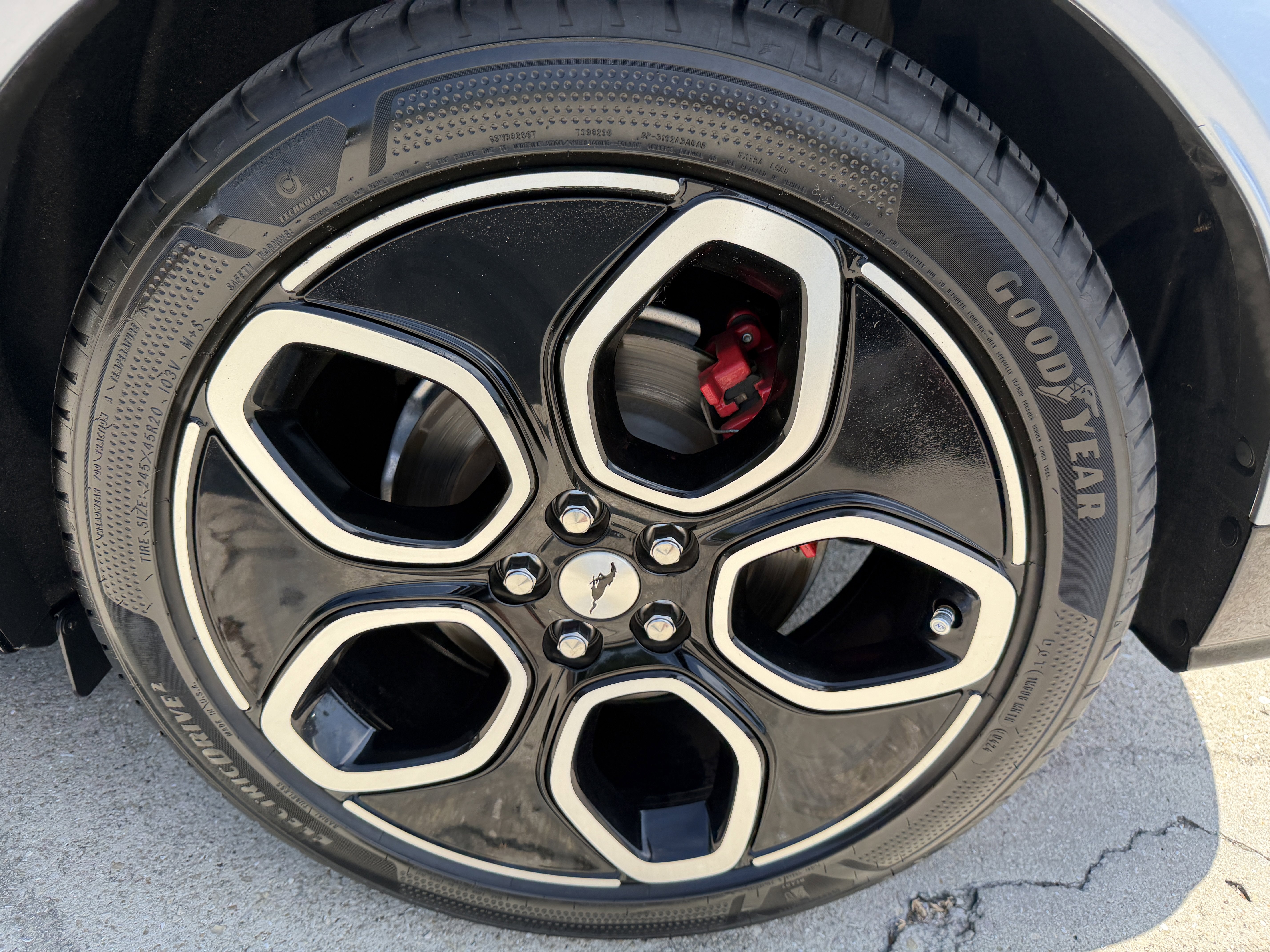 Used 2022 Ford Mustang Mach-E GT AWD/4WD image 33