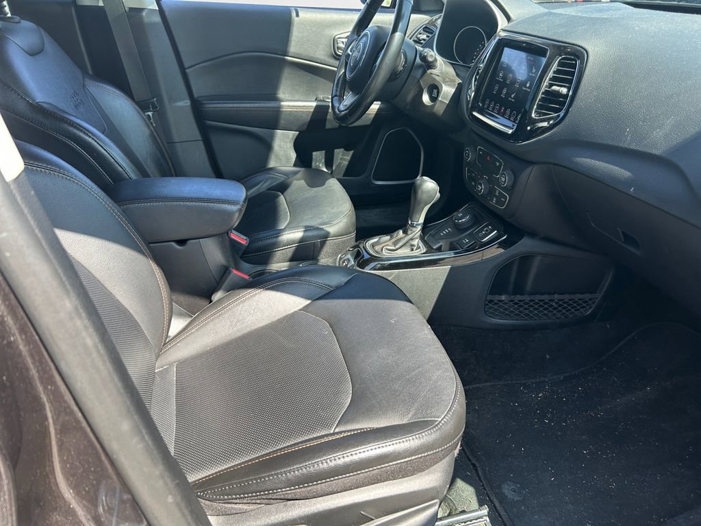 Certified 2020 Jeep Compass Limited AWD/4WD image 30