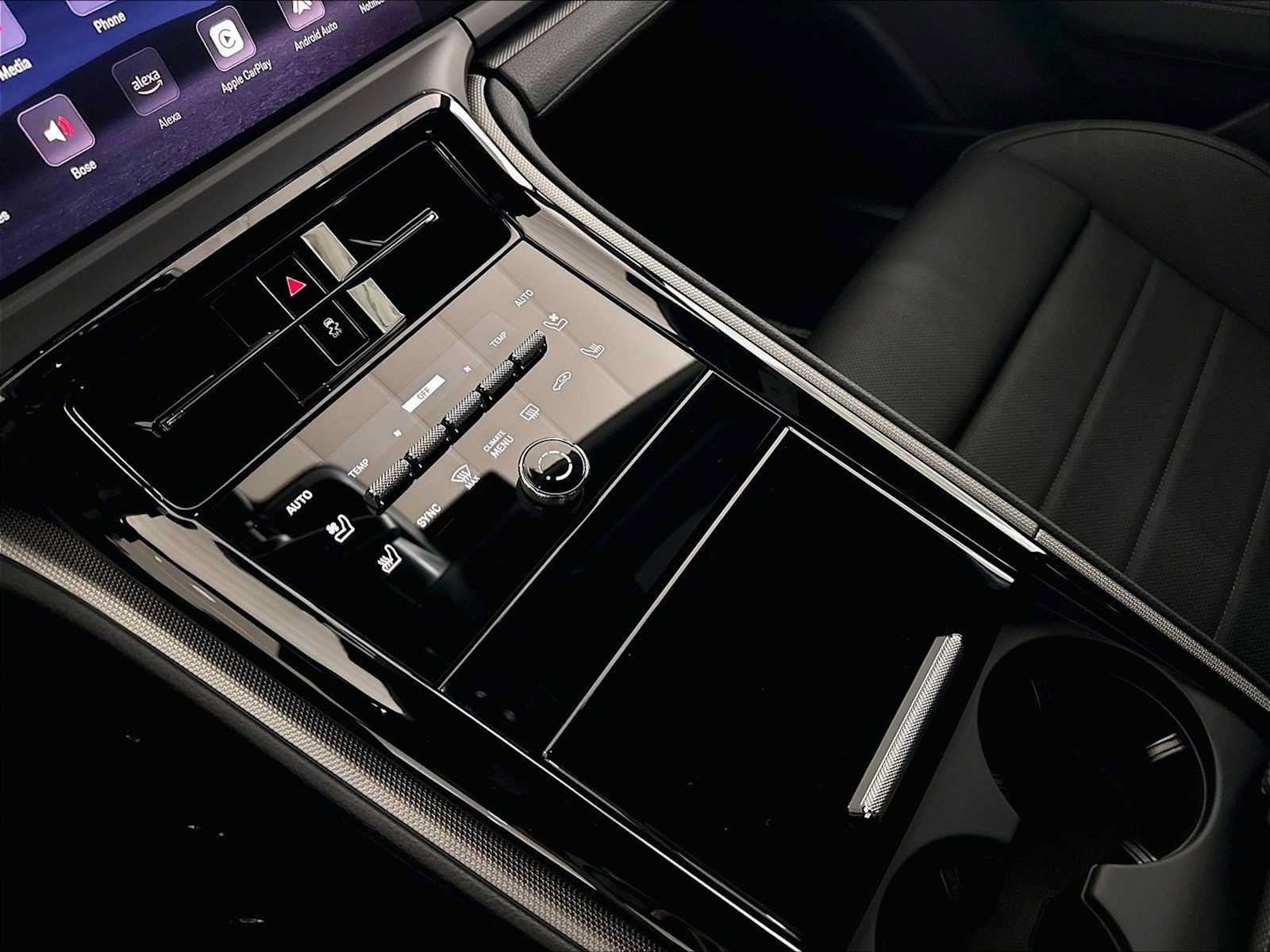 New 2026 Porsche Panamera 4 AWD/4WD image 18