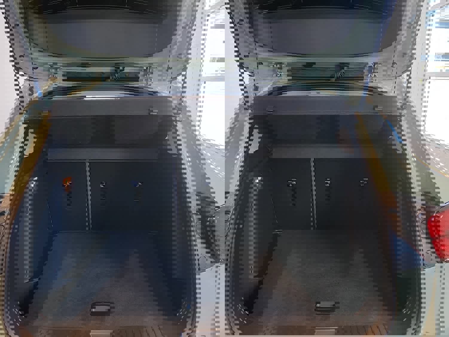 Used 2025 Chevrolet Trax ACTIV image 19