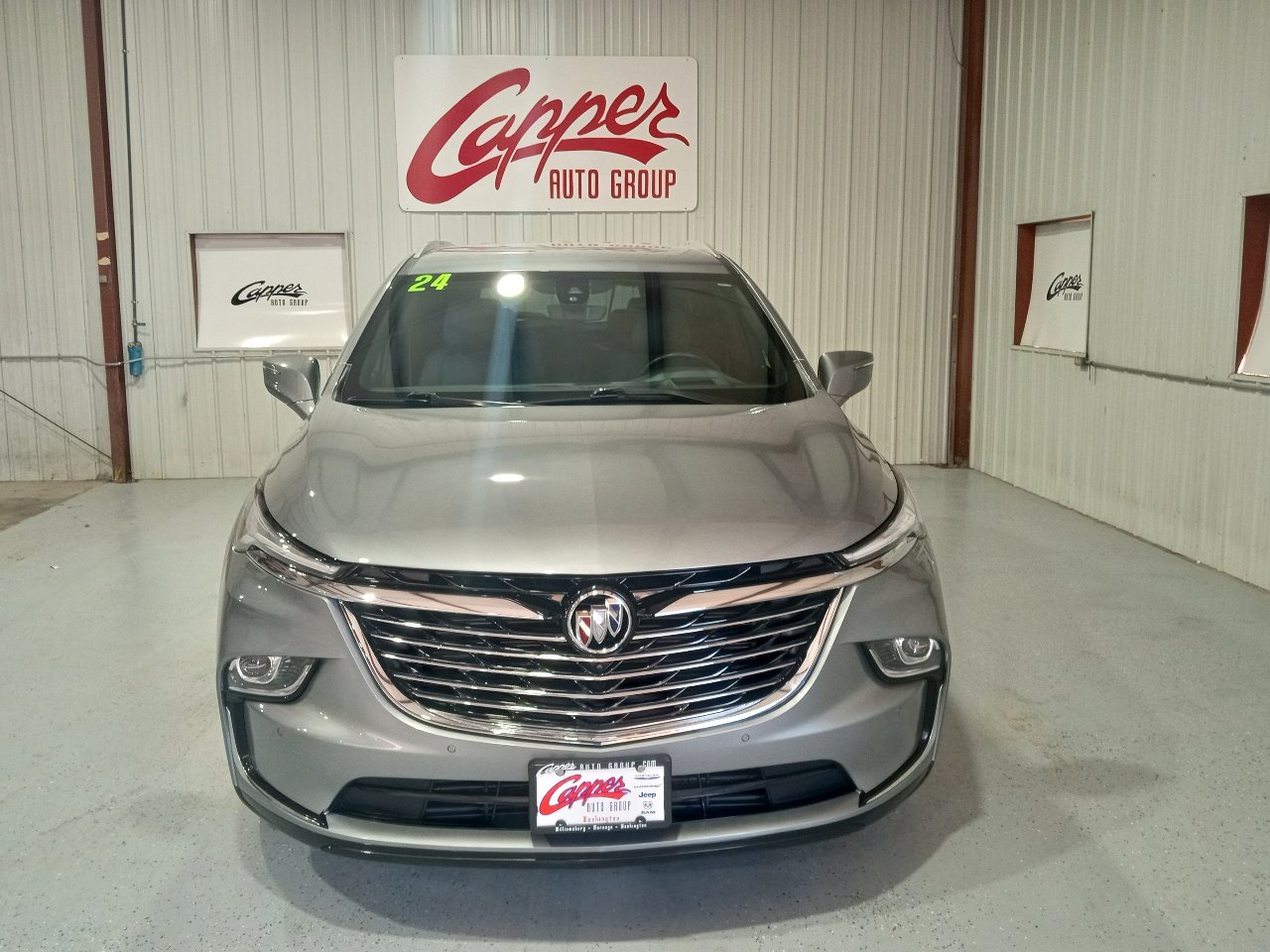Used 2024 Buick Enclave Premium image 2