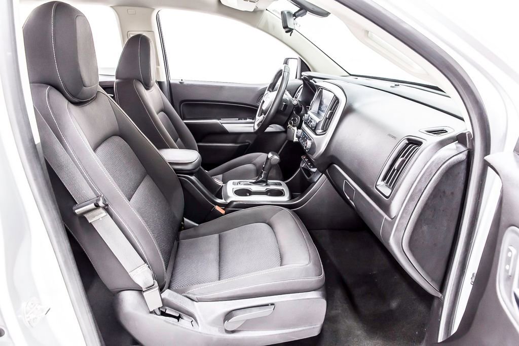 Used 2018 Chevrolet Colorado LT image 30