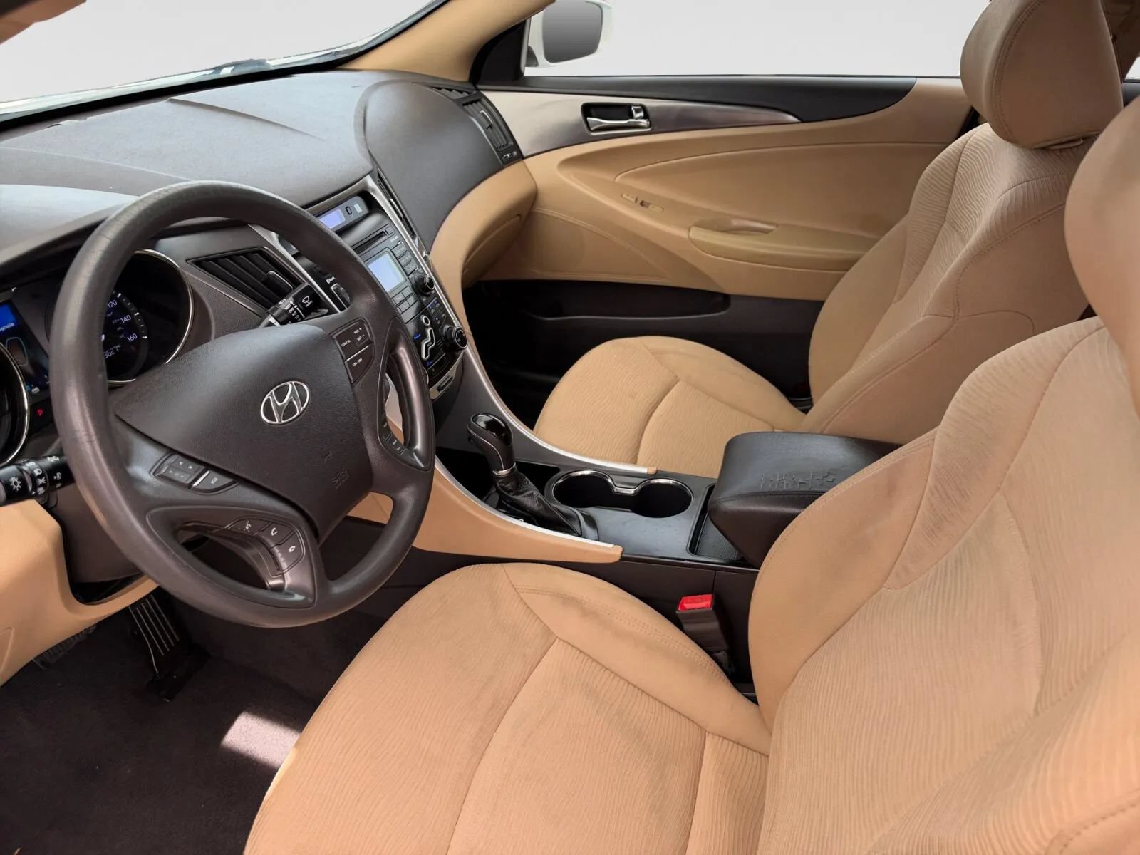 Used 2011 Hyundai Sonata Hybrid FWD image 12