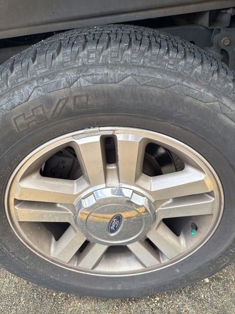 Used 2006 Ford F150 Lariat image 34