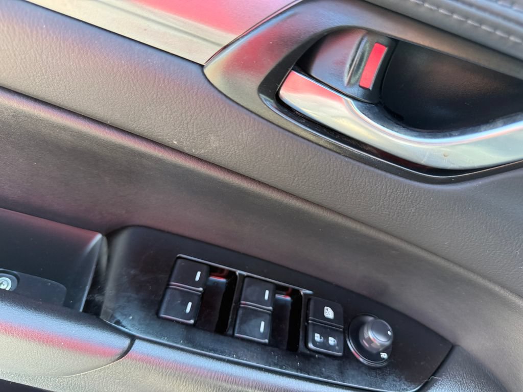 Used 2025 MAZDA CX-5 AWD 2.5 S w/ Select Package image 6
