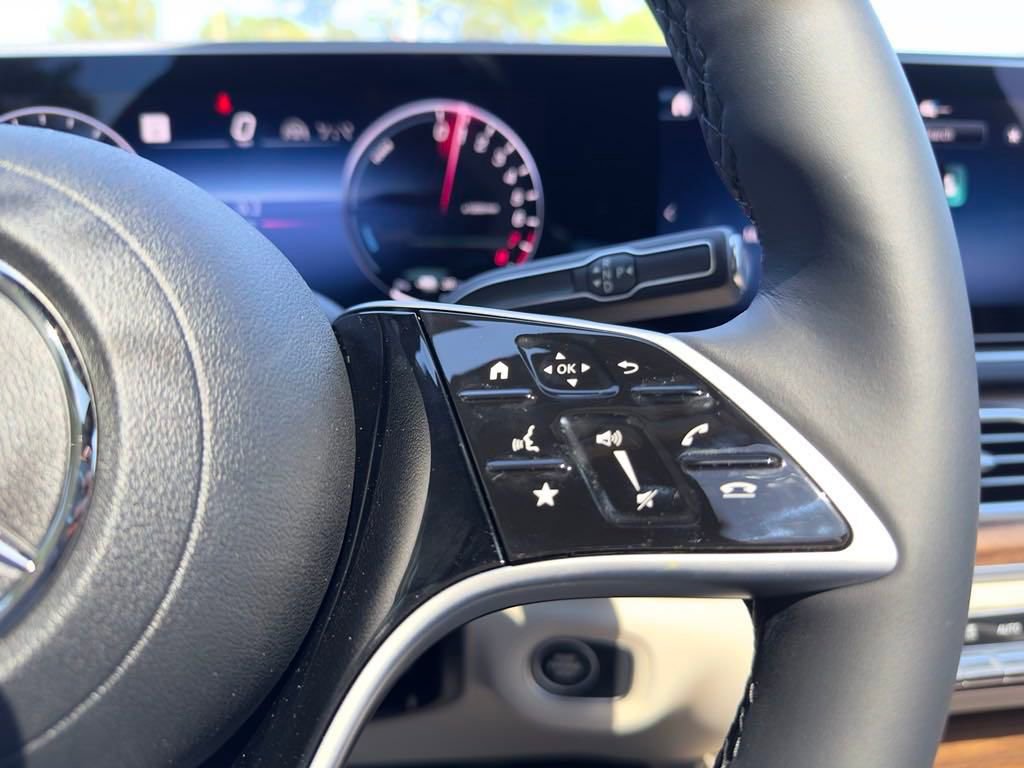 Used 2025 Mercedes-Benz GLE 450e 4MATIC image 22