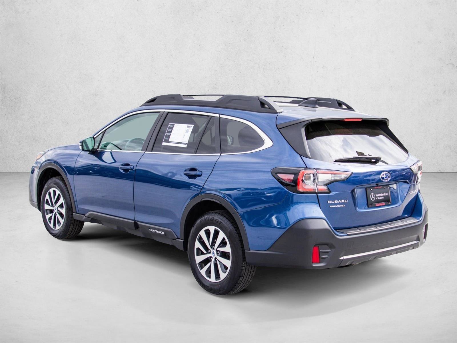 Used 2022 Subaru Outback Premium AWD/4WD image 7