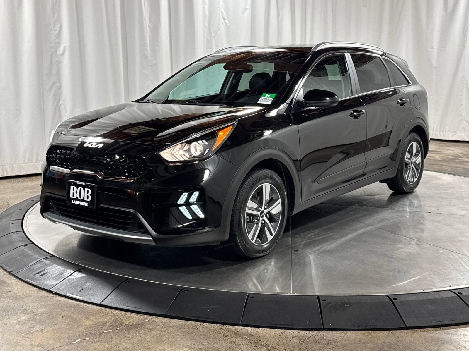 Certified 2022 Kia Niro LXS w/ Digital Cluster Package
