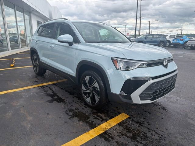 New 2026 Volkswagen Taos SE AWD/4WD image 9