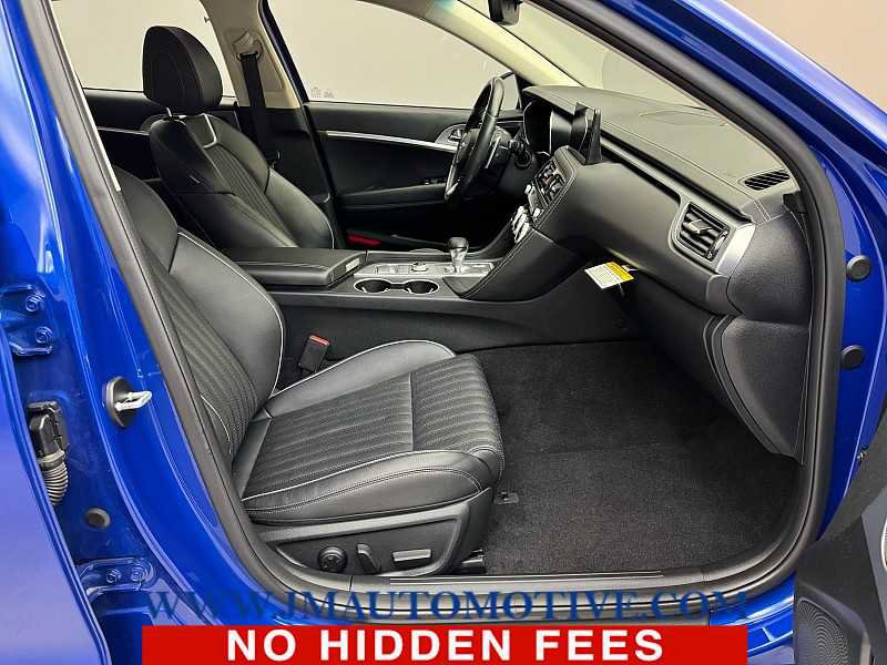 Used 2022 Genesis G70 2.0T w/ Prestige Package image 20