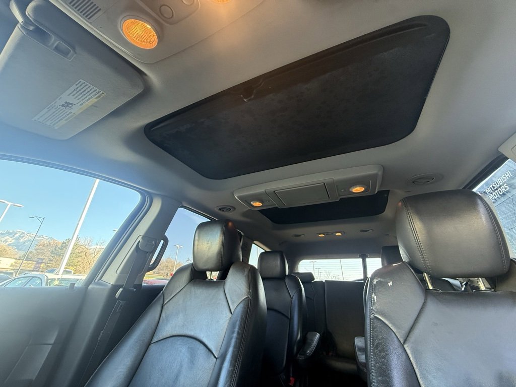 Used 2012 Chevrolet Traverse LT image 21