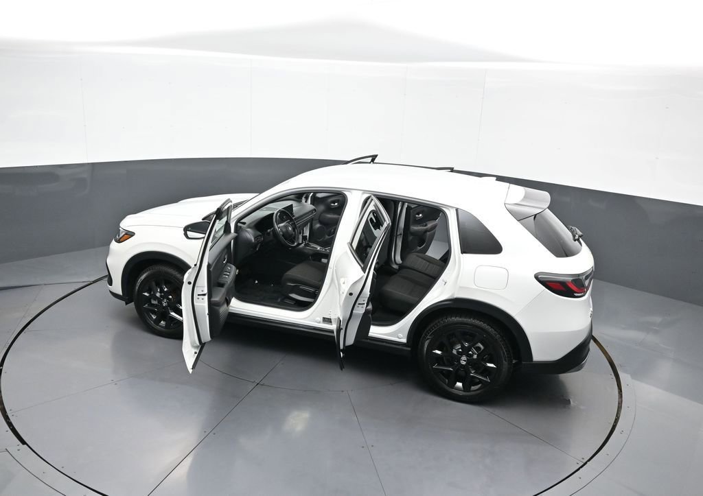 Used 2024 Honda HR-V Sport image 42