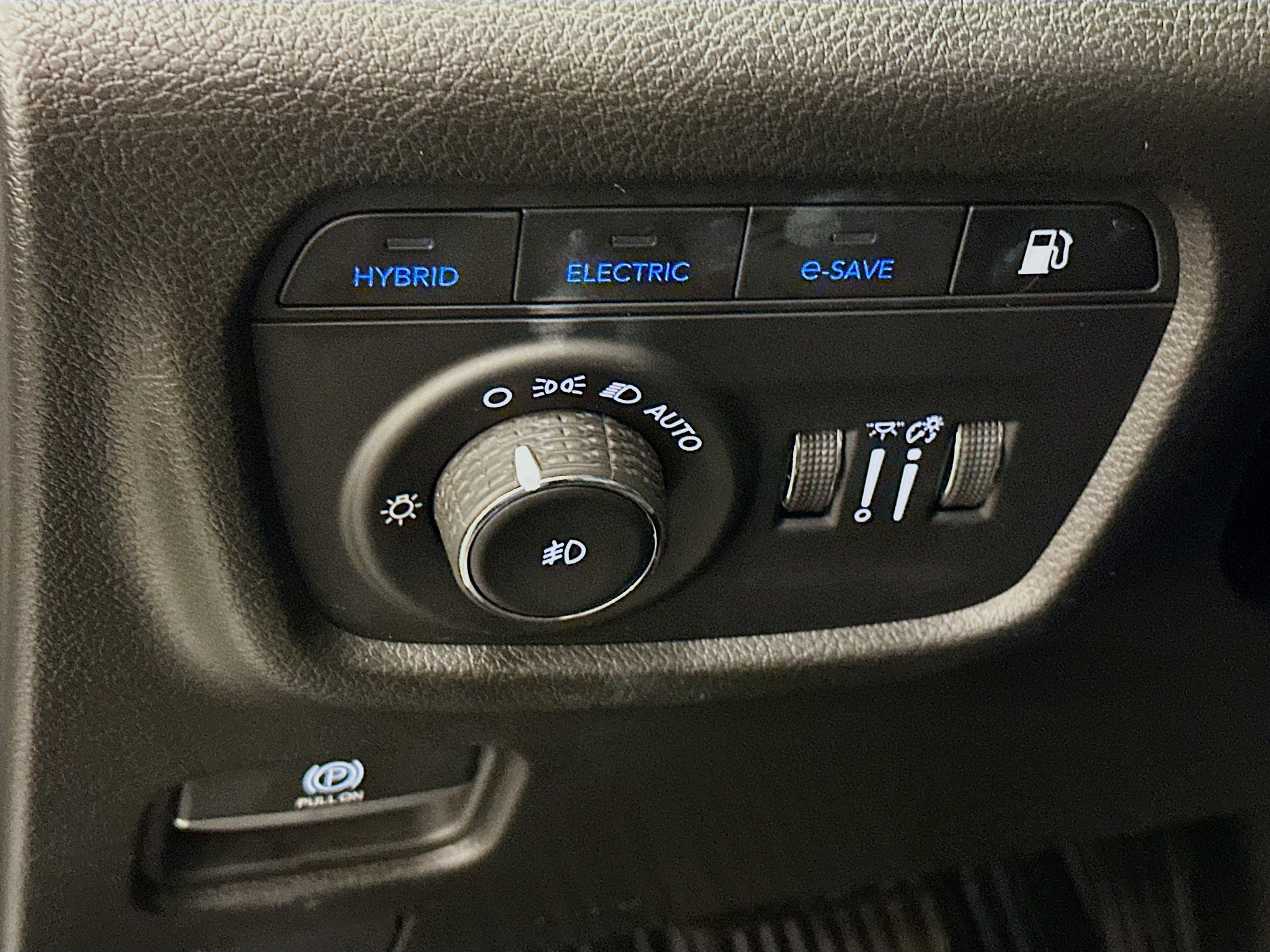 Used 2022 Jeep Grand Cherokee Limited 4xe w/ Luxury Tech Group II AWD/4WD image 17
