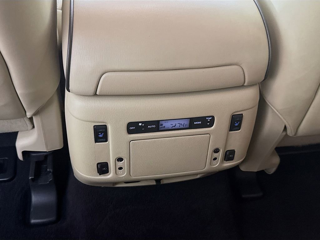 Used 2018 INFINITI QX80 2WD w/ Driver Assistance Package image 32