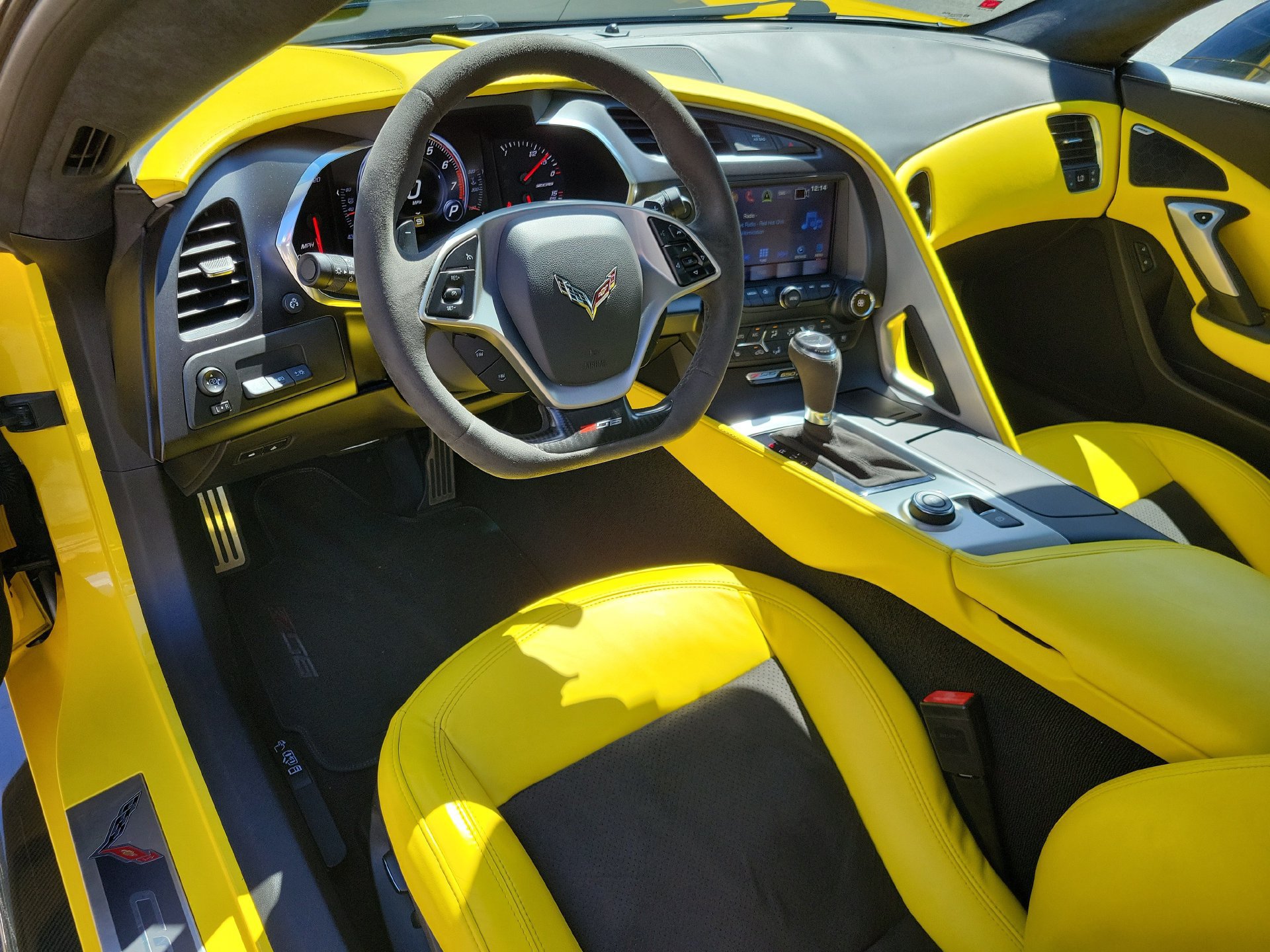 Used 2019 Chevrolet Corvette Z06 RWD image 23