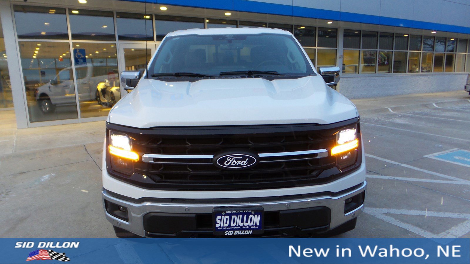 New 2025 Ford F150 XLT w/ Equipment Group 302A MID image 8