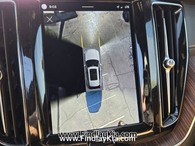 Used 2022 Volvo XC60 T8 Inscription w/ Advanced Package image 28