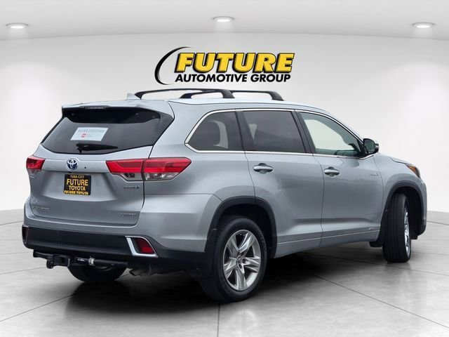 Certified 2017 Toyota Highlander Limited AWD/4WD image 5