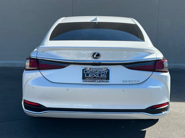 Used 2025 Lexus ES 300h w/ Premium Package FWD image 9