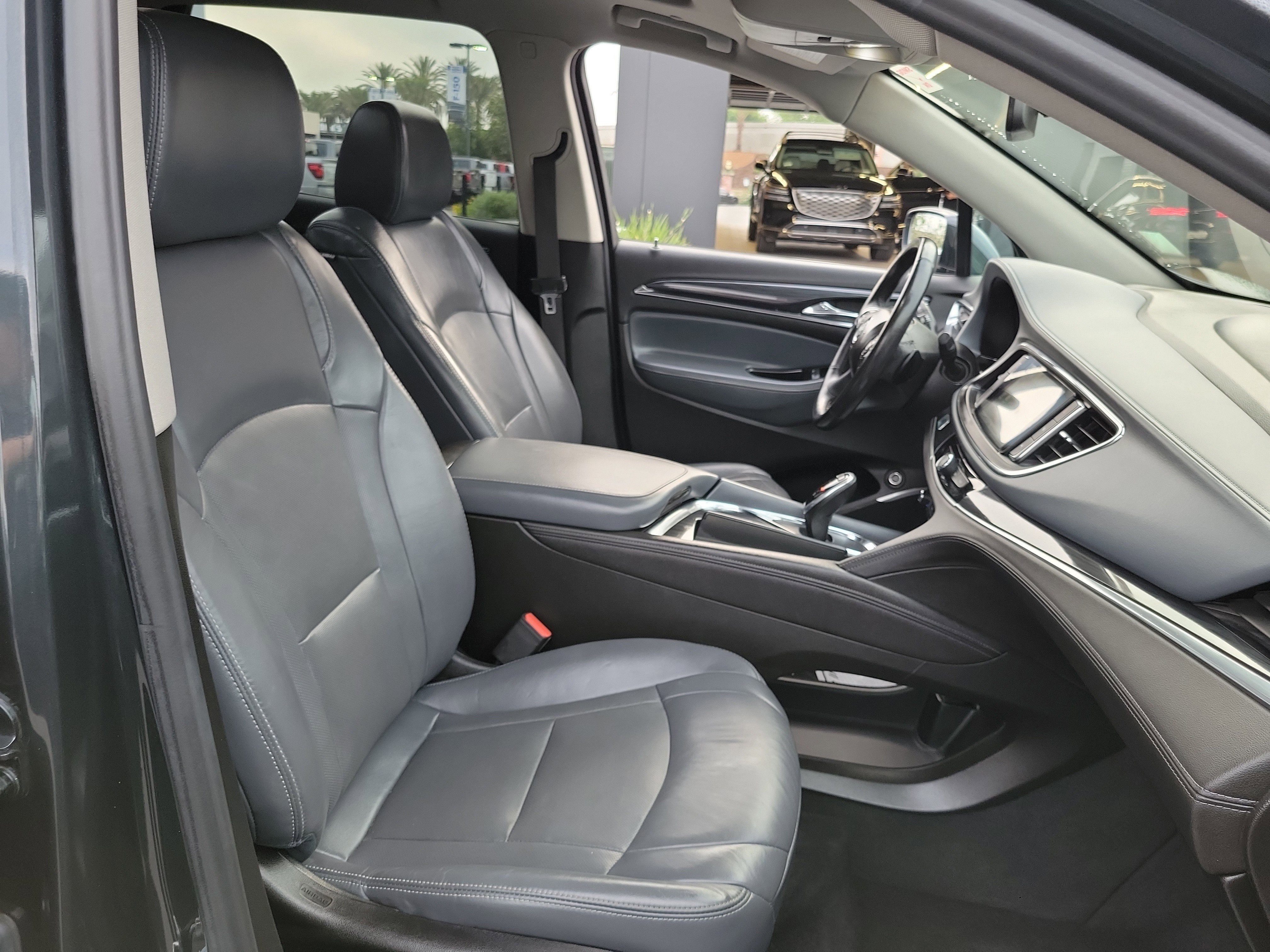 Used 2018 Buick Enclave Premium image 22