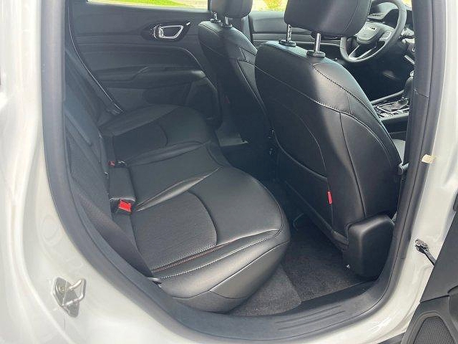 New 2026 Jeep Compass Trailhawk image 18